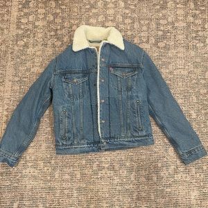 Levi’s ex-boyfriend trucker jacket x-small
